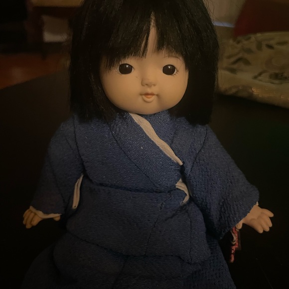 Traditional Japanese Child - Picture 3 of 6
